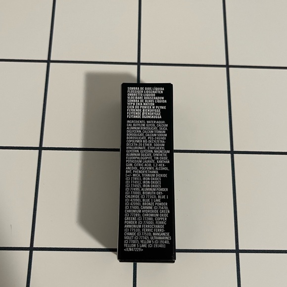 MAC Dazzleshadow Liquid Eyeshadow: Beam Time✨ - Picture 9 of 12